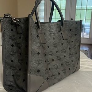 MCM Large Tote Munchen